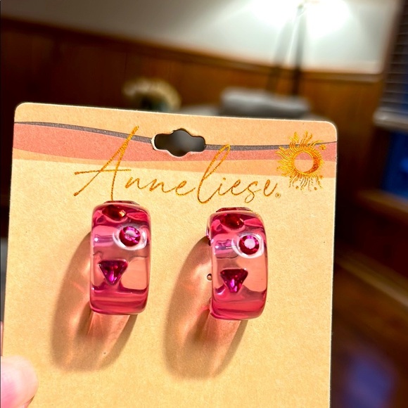 NWT, pink acrylic hoop earrings, pink gems, Spring, prom, party - Picture 1 of 4